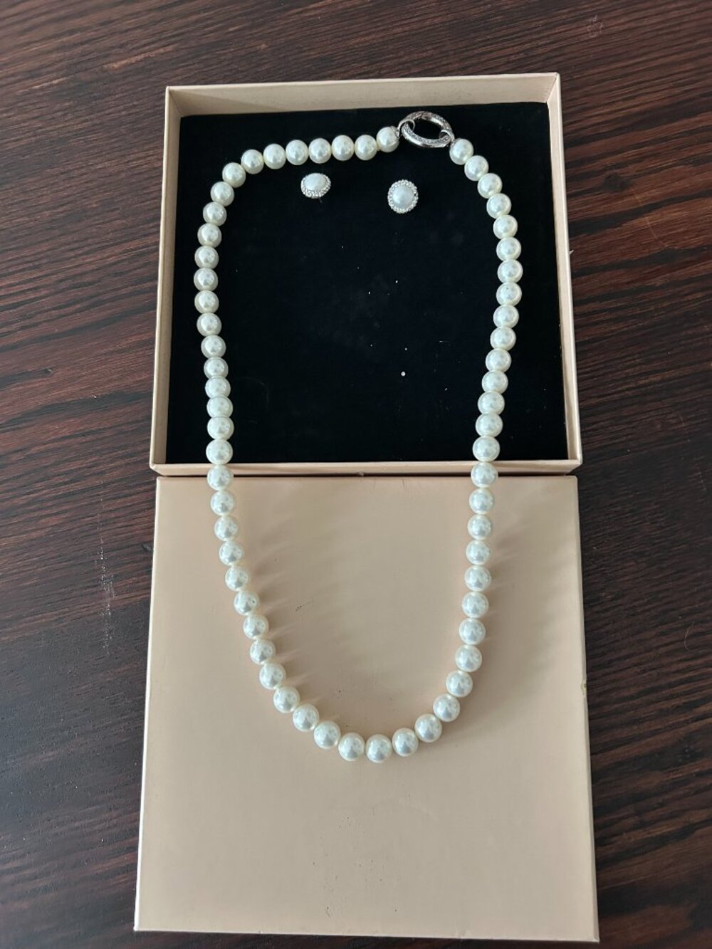 Pearl Necklace and Earrings Set NEW in Box